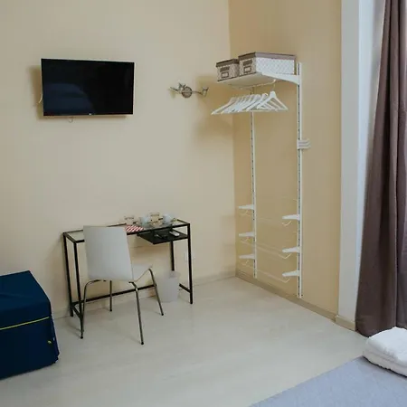 Calamarina Centro Πανσιόν