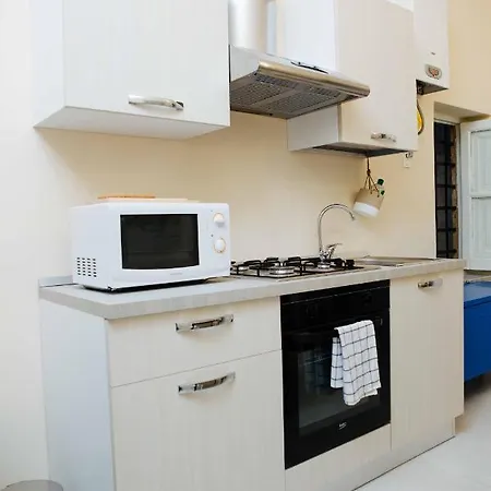 Calamarina Centro Πανσιόν